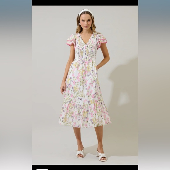 SugarLips Lita Floral Patte Tiered Midi Dress White Multi - Picture 2 of 7